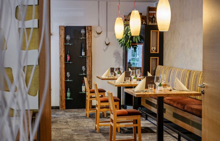 Vinothek im Reibener-Hof